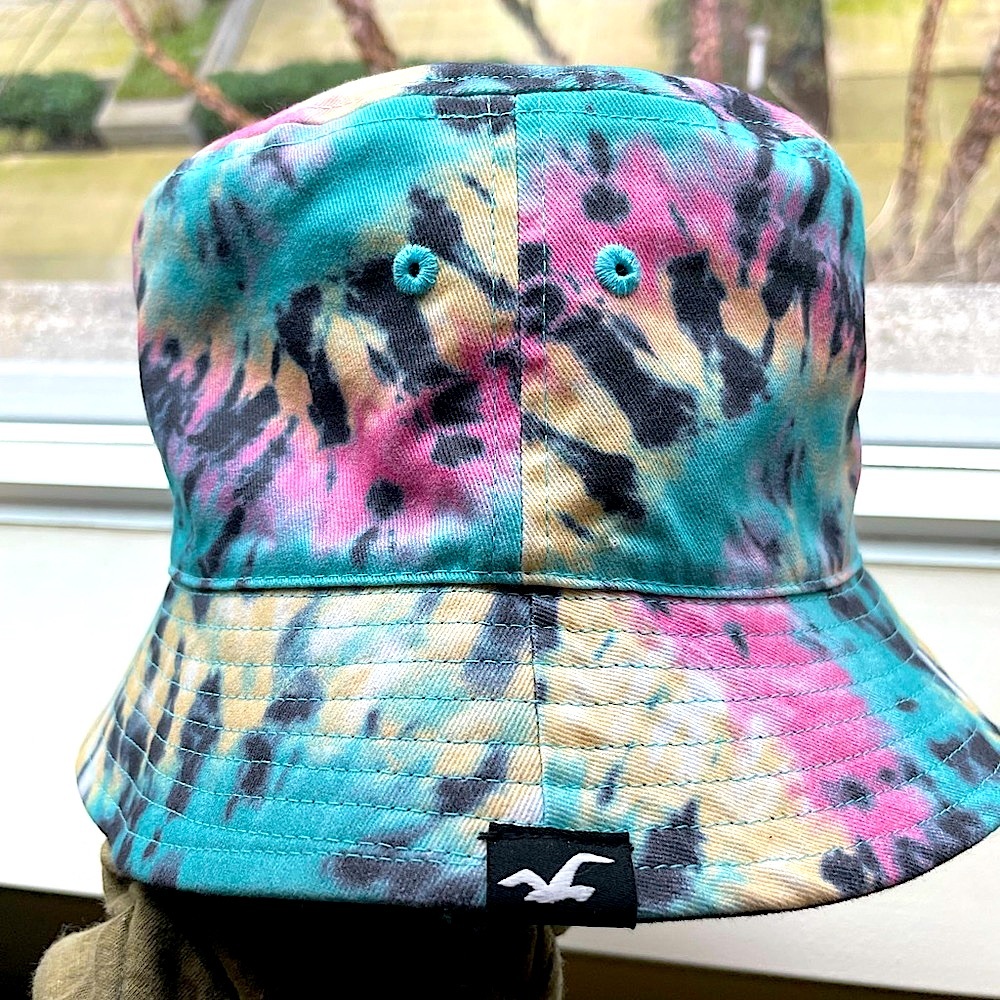 Reversible Holister Bucket Hat 💯